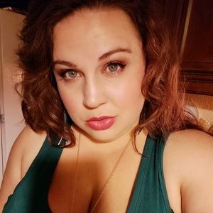 Meet your Posher, Carole jene